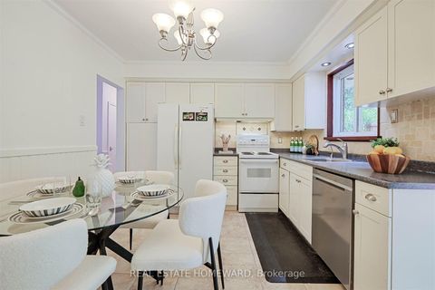 Photo 6 at 8 Burnview Crescent, Woburn, Toronto