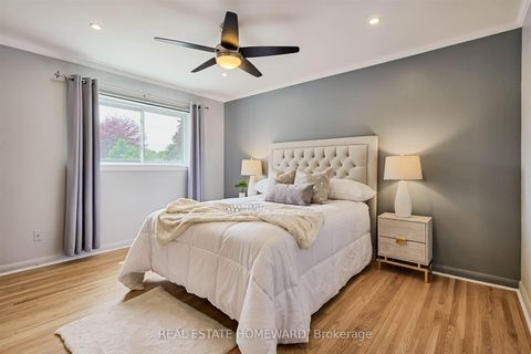 Photo 10 at 8 Burnview Crescent, Woburn, Toronto