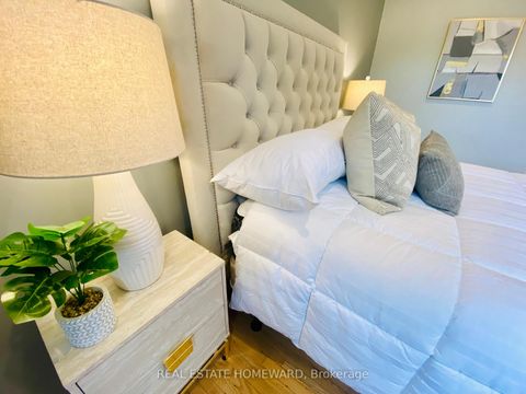 Photo 12 at 8 Burnview Crescent, Woburn, Toronto