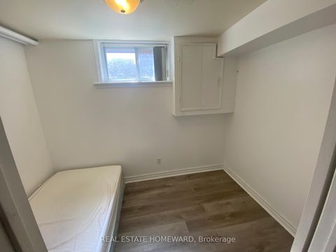 Photo 34 at 8 Burnview Crescent, Woburn, Toronto