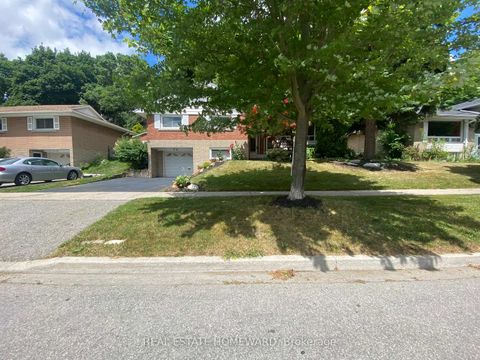 Photo 37 at 8 Burnview Crescent, Woburn, Toronto
