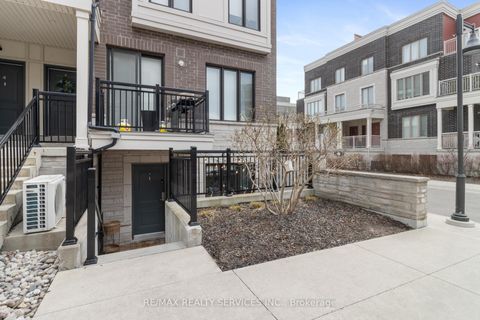 Photo 2 at 40 - 70 Eastwood Park Gardens, Long Branch, Toronto