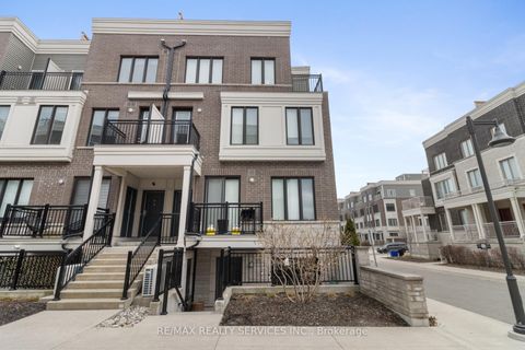 Photo 3 at 40 - 70 Eastwood Park Gardens, Long Branch, Toronto