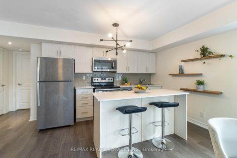 Photo 20 at 40 - 70 Eastwood Park Gardens, Long Branch, Toronto