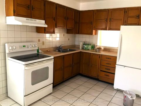 Photo 12 at 347 Braymore Boulevard, Rouge E11, Toronto