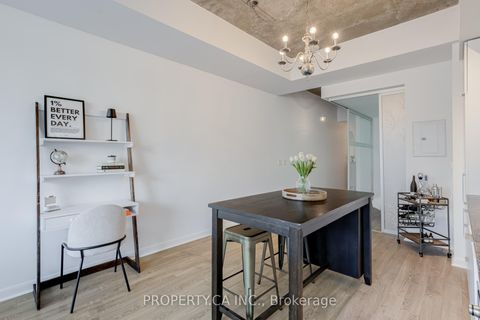 Photo 7 at 509 - 478 King Street W, Waterfront Communities C1, Toronto