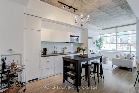 Photo 10 at 509 - 478 King Street W, Waterfront Communities C1, Toronto