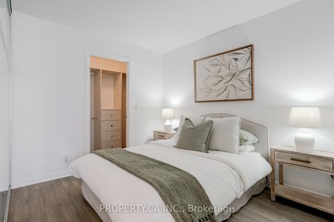 Photo 15 at 509 - 478 King Street W, Waterfront Communities C1, Toronto