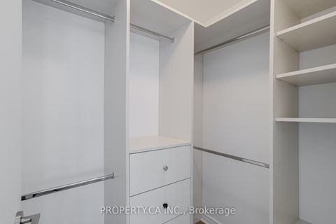 Photo 17 at 509 - 478 King Street W, Waterfront Communities C1, Toronto