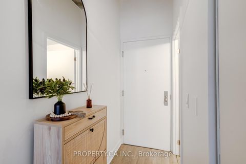 Photo 23 at 509 - 478 King Street W, Waterfront Communities C1, Toronto