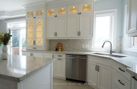 Photo 9 at 42 Brass Drive, Jefferson, Richmond Hill