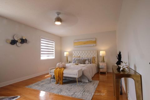 Photo 15 at 42 Brass Drive, Jefferson, Richmond Hill