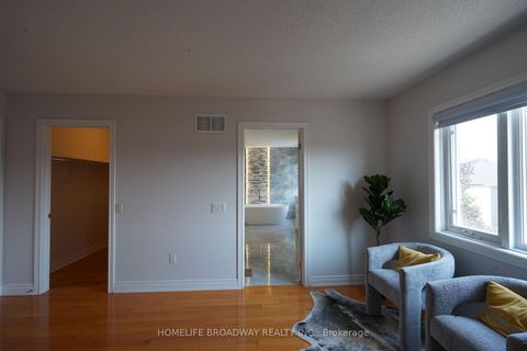 Photo 17 at 42 Brass Drive, Jefferson, Richmond Hill