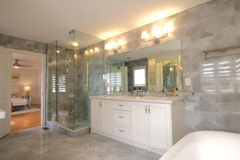 Photo 19 at 42 Brass Drive, Jefferson, Richmond Hill