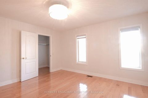 Photo 22 at 42 Brass Drive, Jefferson, Richmond Hill