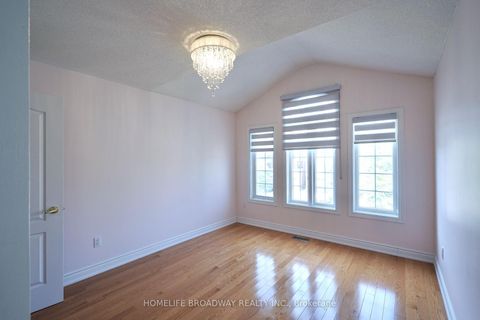 Photo 23 at 42 Brass Drive, Jefferson, Richmond Hill