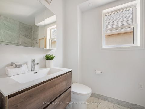 Photo 20 at 15 Melville Avenue, Junction, Toronto