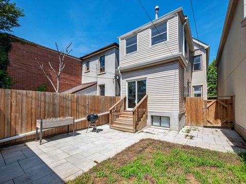 Photo 30 at 15 Melville Avenue, Junction, Toronto