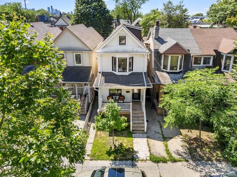 Photo 31 at 15 Melville Avenue, Junction, Toronto