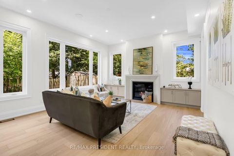Photo 10 at 16 Humheller Road, Clairville, Toronto