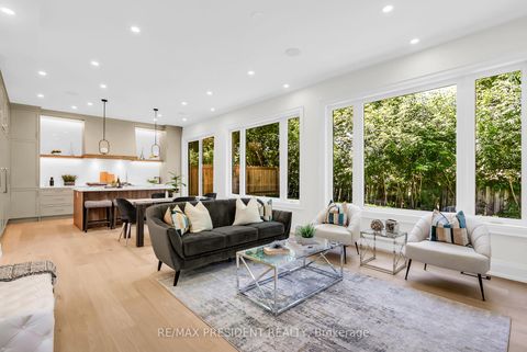 Photo 12 at 16 Humheller Road, Clairville, Toronto