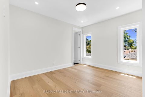 Photo 27 at 16 Humheller Road, Clairville, Toronto
