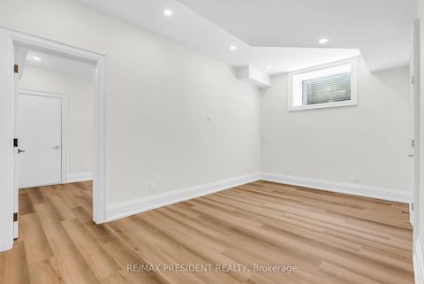 Photo 35 at 16 Humheller Road, Clairville, Toronto