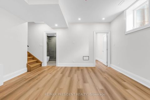 Photo 44 at 16 Humheller Road, Clairville, Toronto