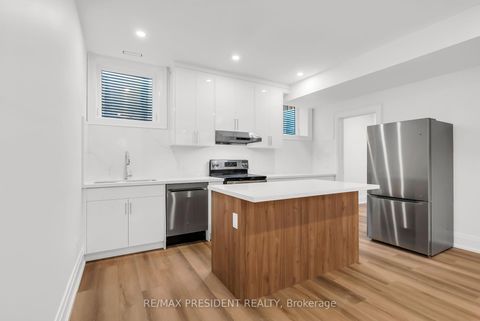 Photo 45 at 16 Humheller Road, Clairville, Toronto