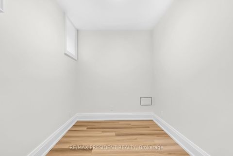 Photo 47 at 16 Humheller Road, Clairville, Toronto