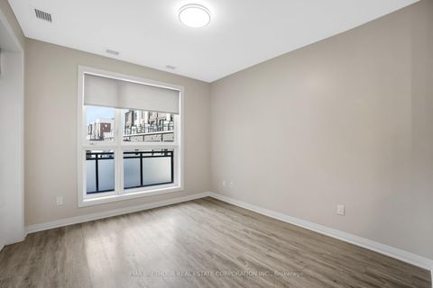 Photo 13 at 101 - 50 Kaitting Trail, GO Glenorchy, Oakville
