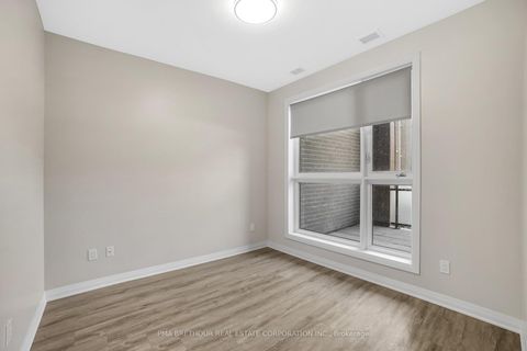 Photo 16 at 101 - 50 Kaitting Trail, GO Glenorchy, Oakville