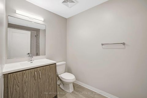 Photo 17 at 101 - 50 Kaitting Trail, GO Glenorchy, Oakville