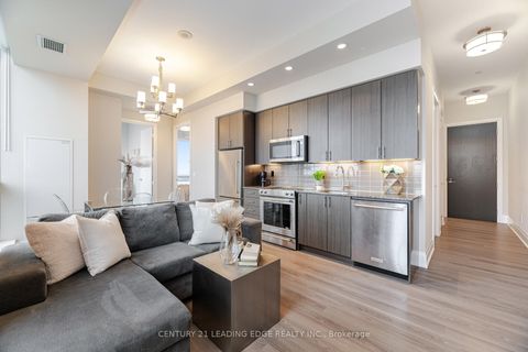Photo 11 at PH05 - 18 Graydon Hall Drive, Donalda, Toronto