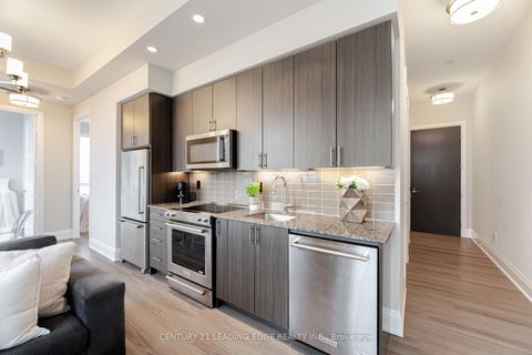 Photo 16 at PH05 - 18 Graydon Hall Drive, Donalda, Toronto
