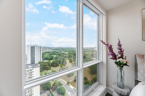 Photo 30 at PH05 - 18 Graydon Hall Drive, Donalda, Toronto