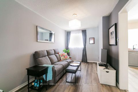 Photo 14 at 13 Irwin Drive, Northwest, Barrie