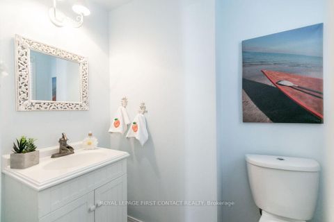 Photo 18 at 13 Irwin Drive, Northwest, Barrie