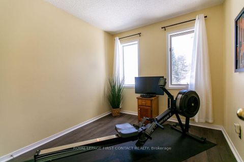 Photo 28 at 13 Irwin Drive, Northwest, Barrie