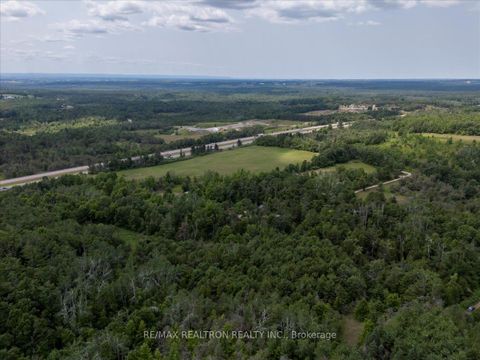 Photo 5 at 2089 Dwinnell Road, 400 North, Barrie Photo 5 at 2089 Dwinnell Road, 400 North, Barrie