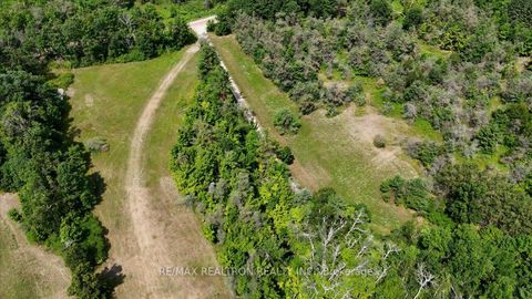 Photo 11 at 2089 Dwinnell Road, 400 North, Barrie
