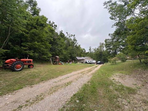 Photo 24 at 2089 Dwinnell Road, 400 North, Barrie