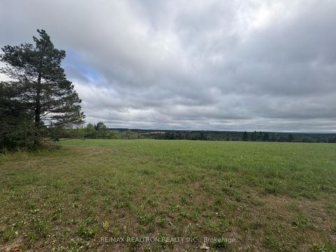 Photo 29 at 2089 Dwinnell Road, 400 North, Barrie