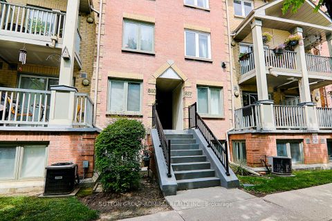 Photo 2 at 838 - 75 Weldrick Road E, Observatory, Richmond Hill