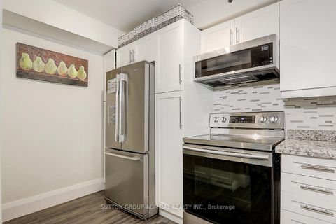 Photo 16 at 838 - 75 Weldrick Road E, Observatory, Richmond Hill