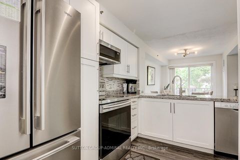 Photo 18 at 838 - 75 Weldrick Road E, Observatory, Richmond Hill