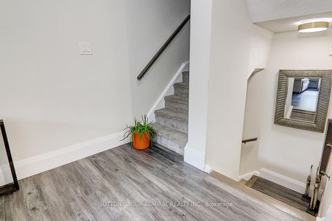 Photo 20 at 838 - 75 Weldrick Road E, Observatory, Richmond Hill