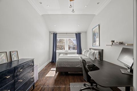 Photo 22 at 72 Teddington Park Avenue, Lawrence Park North, Toronto