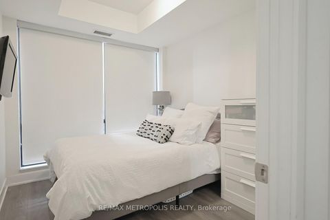 Photo 9 at 311 - 2908 Highway 7, Concord, Vaughan