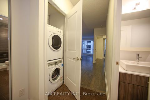 Photo 30 at 512 - 9205 Yonge Street, Langstaff, Richmond Hill